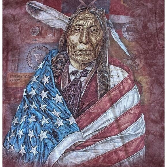 The Mountain Native American Chief T-shirt MEDIUM Tie Dye US Flag Burgundy Rare - Picture 1 of 4